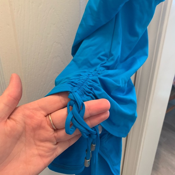 Tommy Bahama swim suit new without tag . - Picture 2 of 4